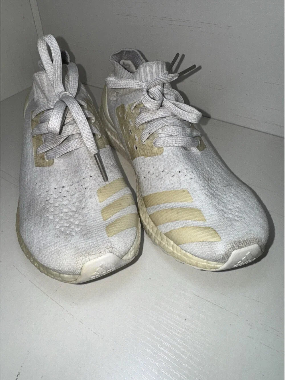 Adidas Women’s UltraBoost Uncaged White Running Shoes Sneakers Size 8.5